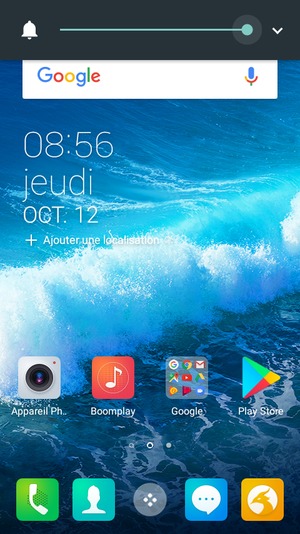 Maintenir appuyé pour baisser le volume au niveau requis