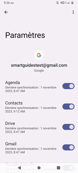 Assurez-vous que Contacts est sélectionné et sélectionnez le bouton du Menu