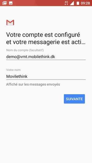 Donnez un nom à votre compte et saisissez votre nom. Sélectionnez SUIVANTE