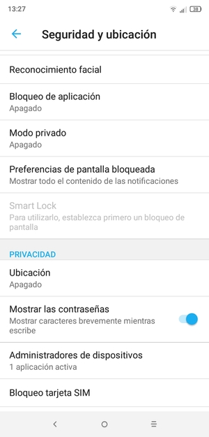 Para cambiar el PIN de la tarjeta SIM, desplácese y seleccione Bloqueo tarjeta SIM