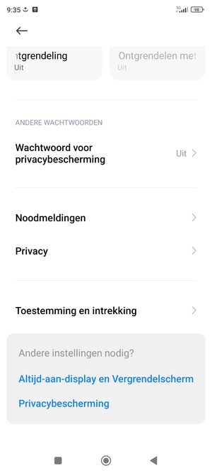 Scroll naar en selecteer Privacy