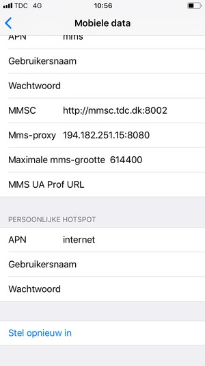 Scroll naar en selecteer Stel opnieuw in