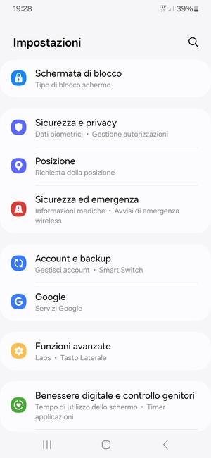 Scorri e seleziona Account e backup