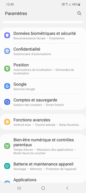 Faites défiler et sélectionnez Comptes et sauvegarde