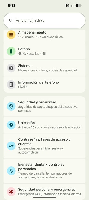 Desplácese y seleccione Ubicación
