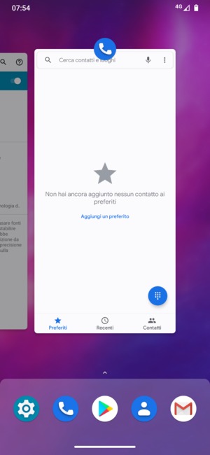 Scorri verso l'alto le app per chiuderle. Ciò ti farà risparmiare batteria.