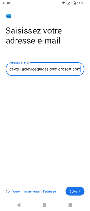 Saisissez votre adresse e-mail et sélectionnez Configurer manuellement l'adresse