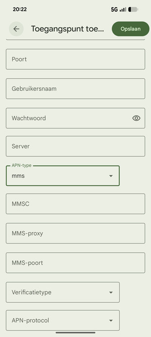 Scroll naar beneden en voer mms-gegevens in