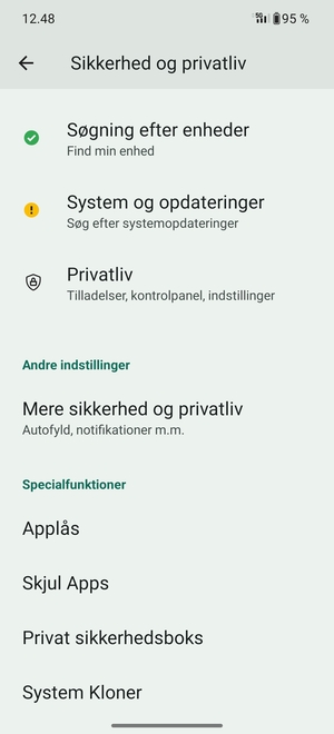 Scroll til og vælg Mere sikkerhed og privatliv