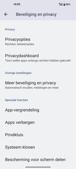 Scroll naar en selecteer Meer beveiliging en privacy