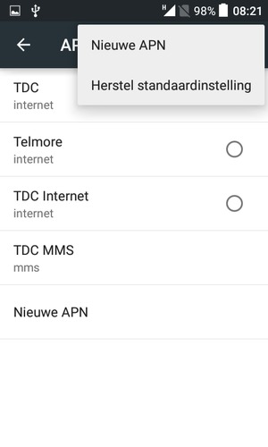 Als uw scherm er zo uitziet, selecteert u de Menu-knop en selecteert u vervolgens Nieuwe APN