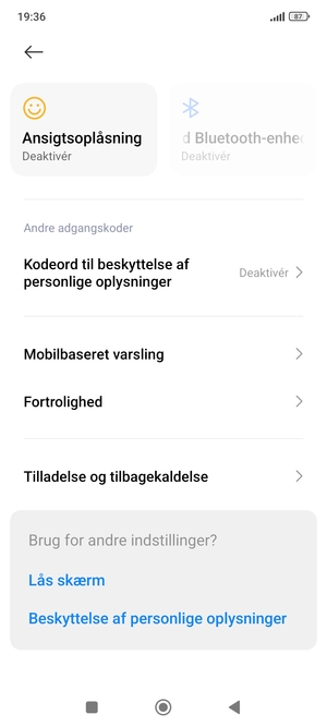 Scroll til og vælg Fortrolighed