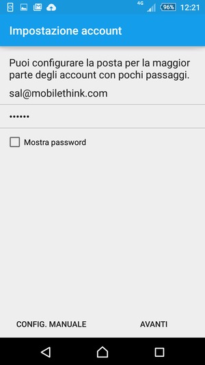 Inserisci il tuo indirizzo email e password. Seleziona CONFIG. MANUALE
