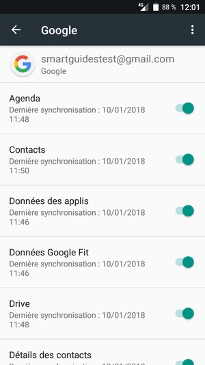 Assurez-vous que Contacts est sélectionné