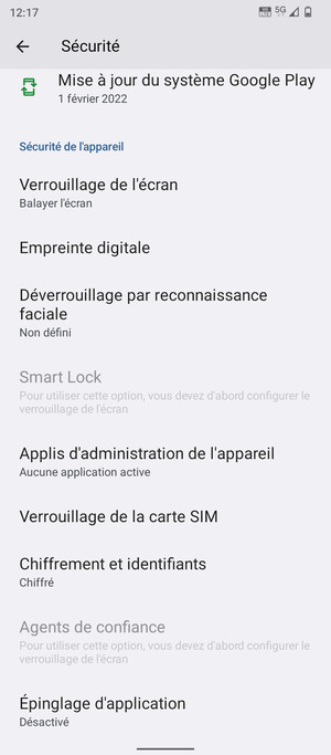 Pour modifier le code PIN de la carte SIM, faites défiler et sélectionnez Verrouillage de la carte SIM