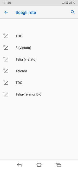 Seleziona un operatore di rete dall'elenco