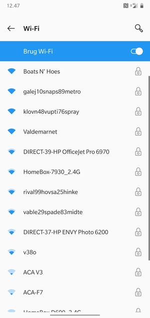 Vælg det trådløse netværk, du ønsker at oprette forbindelse til