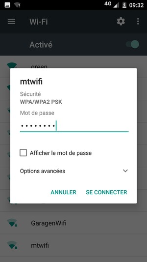 Saisissez le mot de passe du Wi-Fi et sélectionnez SE CONNECTER