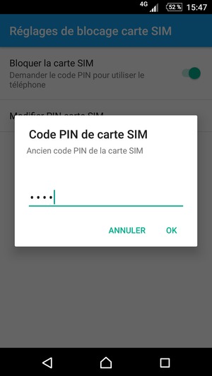 Saisissez l'Ancien code PIN  de la carte SIM et sélectionnez OK