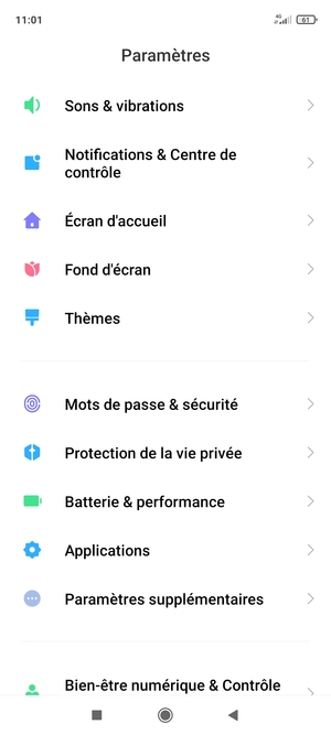 Faites défiler et sélectionnez Mots de passe & sécurité