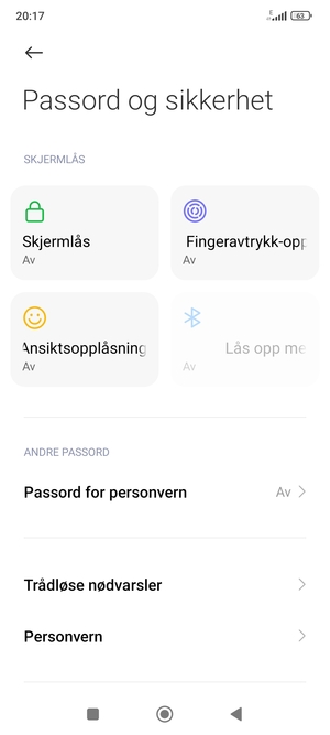 For å aktivere skjermlåsen, gå tilbake til Passord og sikkerhet-menyen og velg Skjermlås