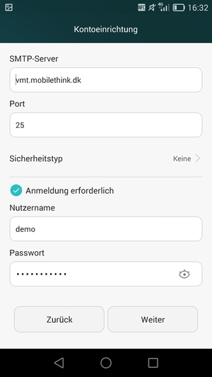 Geben Sie die Server-Adresse für ausgehende Post ein