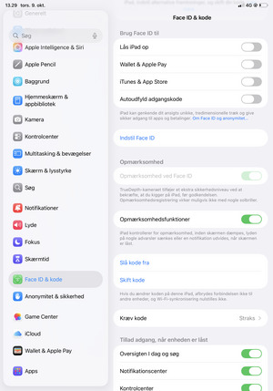 Scroll til og vælg Face ID & kode