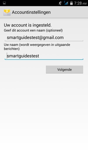 Geef uw account een naam en voer uw naam in. Selecteer Volgende