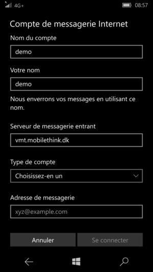 Donnez un nom à votre compte et saisissez votre nom. Saisissez l'adresse du serveur entrant.