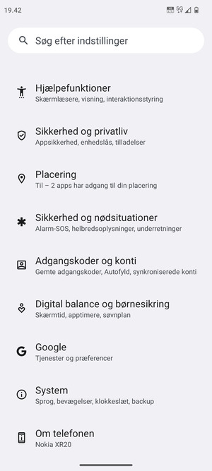 Scroll til og vælg Adgangskoder og konti