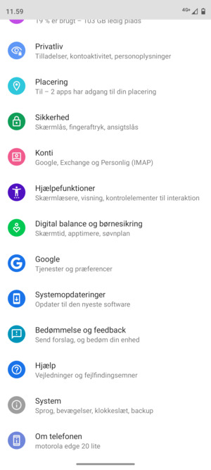 Scroll til og vælg Systemopdateringer