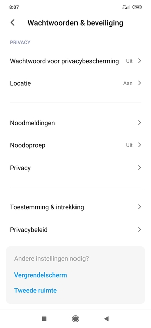 Scroll naar en selecteer Privacy