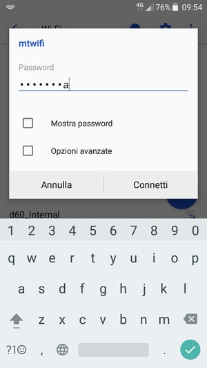 Inserisci la password del Wi-Fi e seleziona Connetti