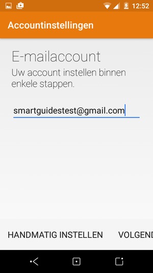 Voer uw Gmail of Hotmail adres in en selecteer VOLGENDE