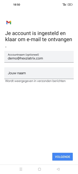 Geef uw account een naam en voer uw naam in. Selecteer VOLGENDE