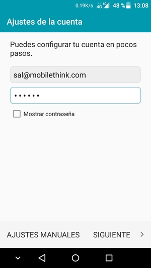 Introduzca su dirección de correo electrónico y contraseña. Seleccione SIGUIENTE
