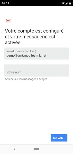 Donnez un nom à votre compte et saisissez votre nom. Sélectionnez SUIVANT