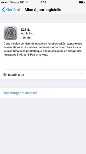 Si votre iPhone n'est pas à jour, sélectionnez Télécharger et installer