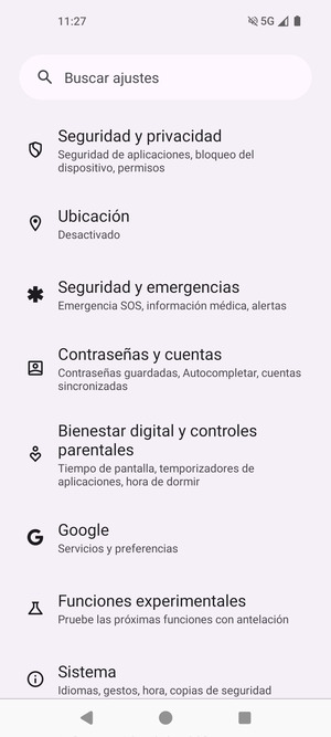Desplácese y seleccione Seguridad y privacidad