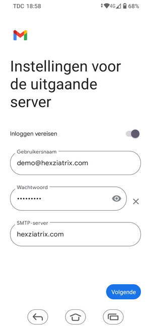 Voer Uitgaand serveradres in en selecteer Volgende