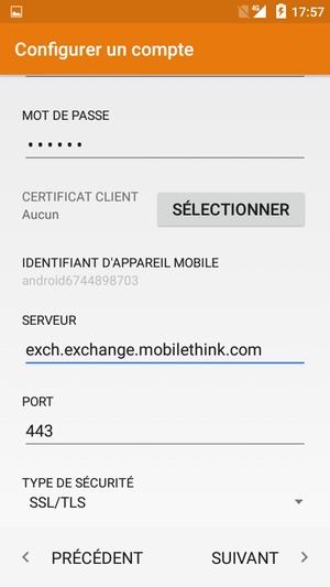 Faites défiler vers le bas et saisissez l'adresse du serveur Exchange. Sélectionnez SUIVANT