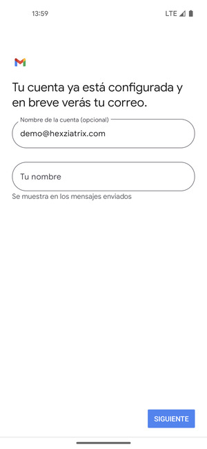 Déle a su cuenta un nombre y escriba su nombre. Seleccione SIGUIENTE