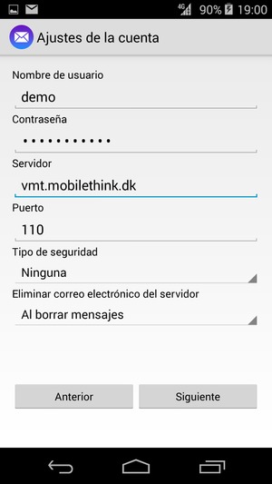 Introduzca Nombre de usuario y la dirección de servidor entrante. Seleccione Siguiente