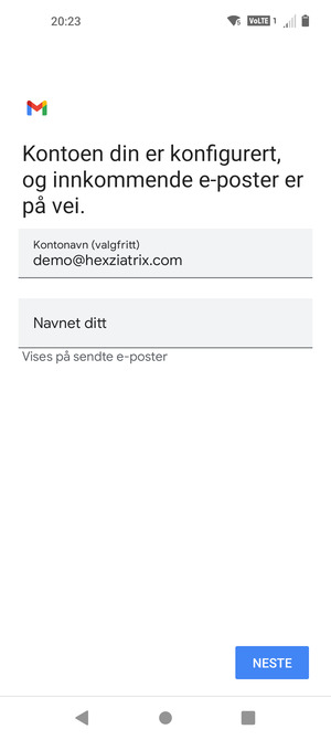 Gi kontoen din et navn, og skriv inn navnet ditt. Velg NESTE