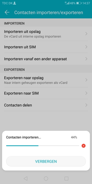 Uw contactpersonen worden opgeslagen naar uw Google-account en naar uw telefoon de volgende keer dat Google gesynchroniseerd wordt.