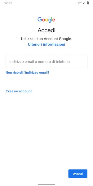 Inserisci il tuo indirizzo email e seleziona Avanti