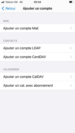 Sélectionnez Ajouter un compte CardDAV