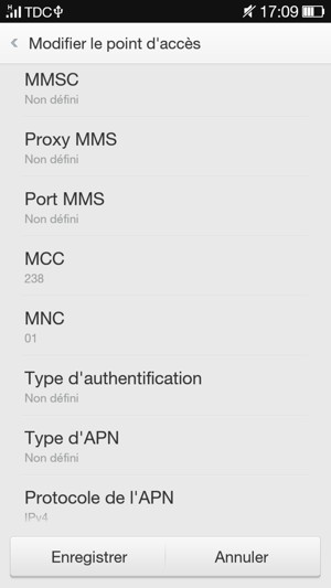 Faites défiler vers le bas et saisissez les informations MMS