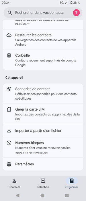 Faites défiler et sélectionnez Gérer la carte SIM