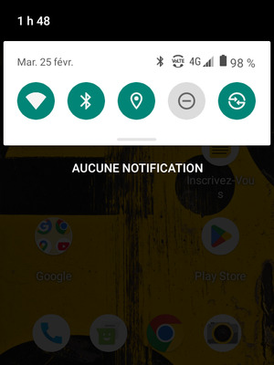 Déroulez à nouveau le menu du haut